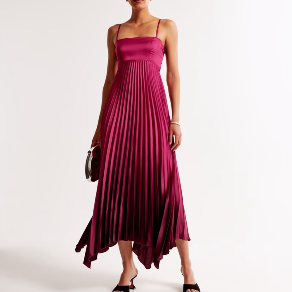 Abercrombie & Fitch Red Asymmetrical Pleated Sundress